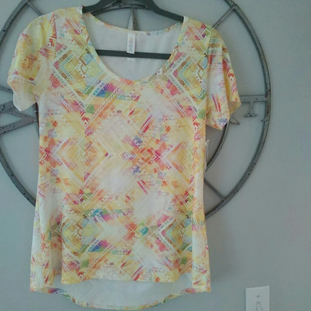 Lularoe "CLASSIC TEE"